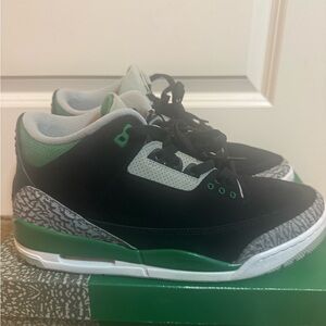Mens Sz 12 Air Jordan 3 Pine Green Black and Green Sneakers